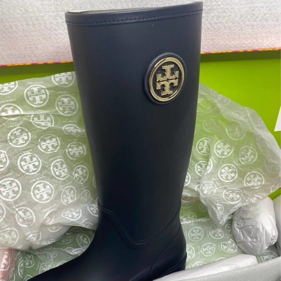 NWT Tory Burch Logo Rubber Rain Boots - Picture 4 of 14
